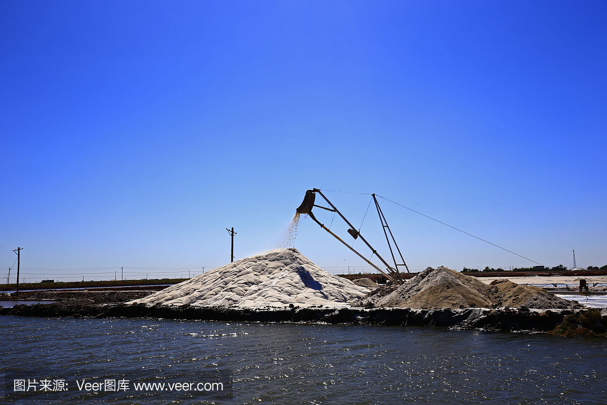 風景秀麗的鹽漬,成熟的機械設備